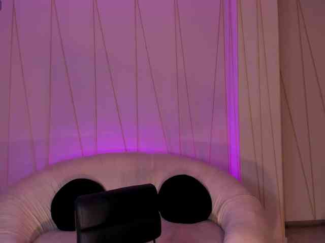 CandaseRussell webcam