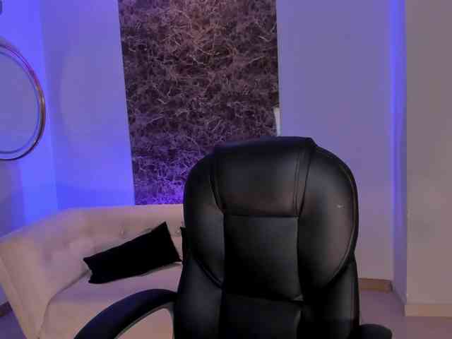 CandaseRussell webcam