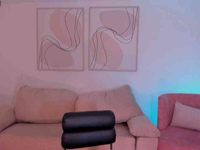 CandaseRussell bongacams