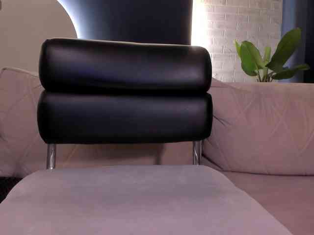 CandaseRussell webcam