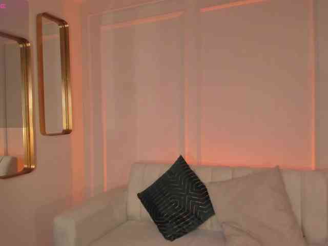 CandaseRussell webcam