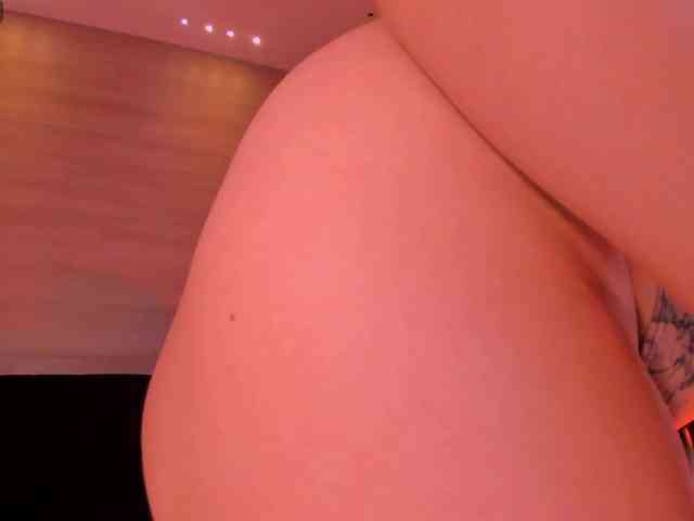 CandaseRussell webcam