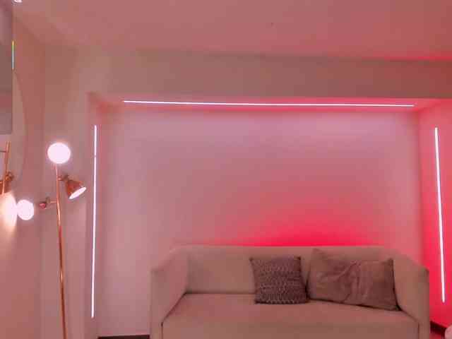 CandaseRussell webcam