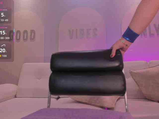 CandaseRussell webcam