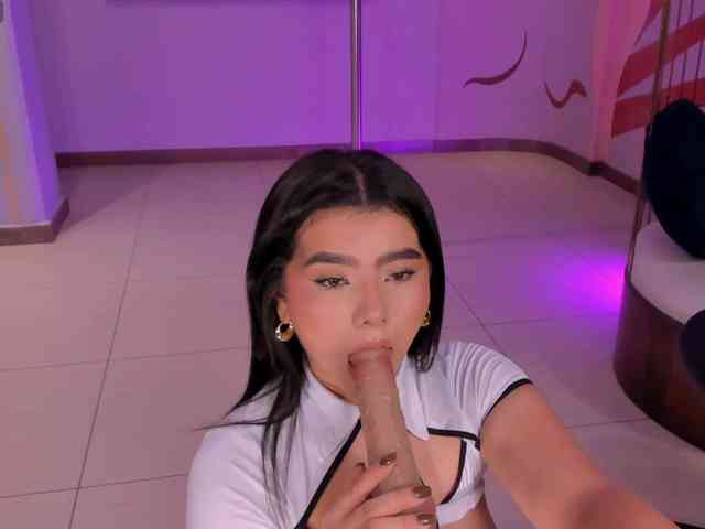 CandaseRussell webcam