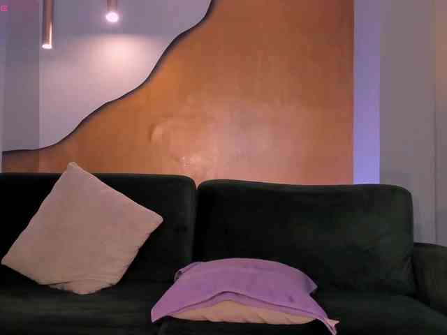 CandaseRussell webcam