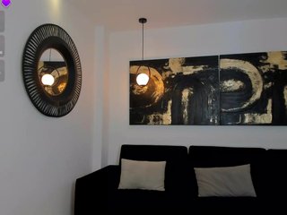 AmaliaCruss Porn Show