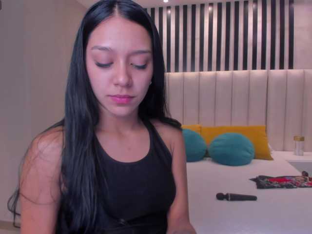 AmaliaCruss's BongaCams show and profile