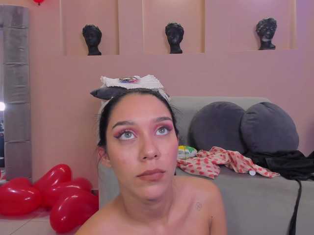AmaliaCruss's BongaCams show and profile