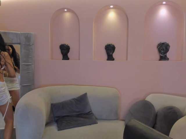 AmaliaCruss's BongaCams show and profile