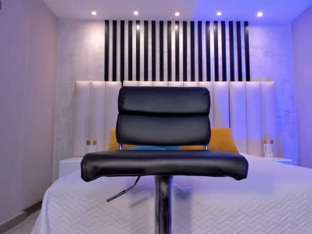 AmaliaCruss's BongaCams show and profile