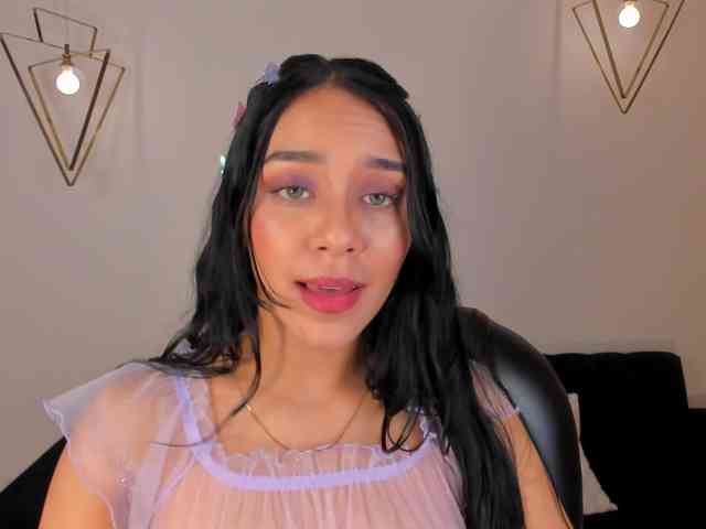AmaliaCruss webcam