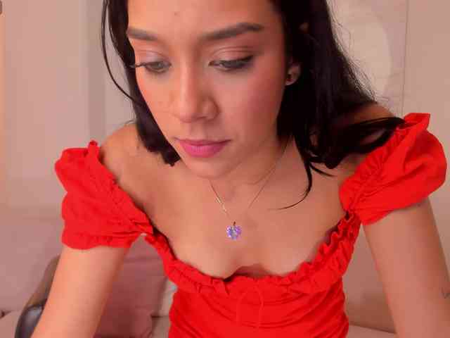 AmaliaCruss webcam