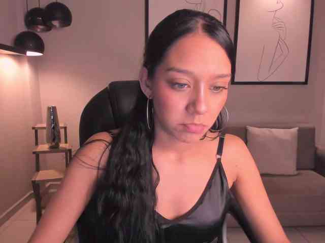 AmaliaCruss webcam