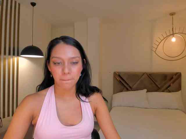 AmaliaCruss webcam
