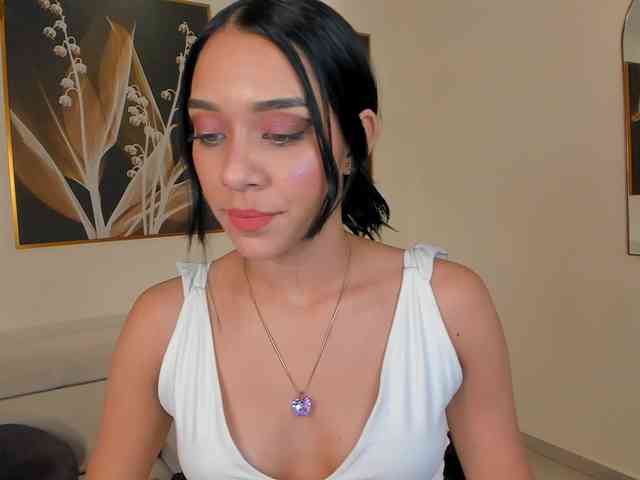 AmaliaCruss webcam