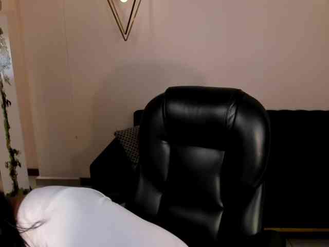 AmaliaCruss webcam