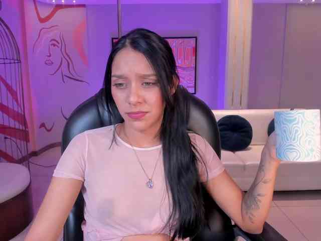 AmaliaCruss webcam