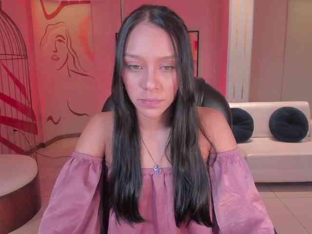 AmaliaCruss webcam