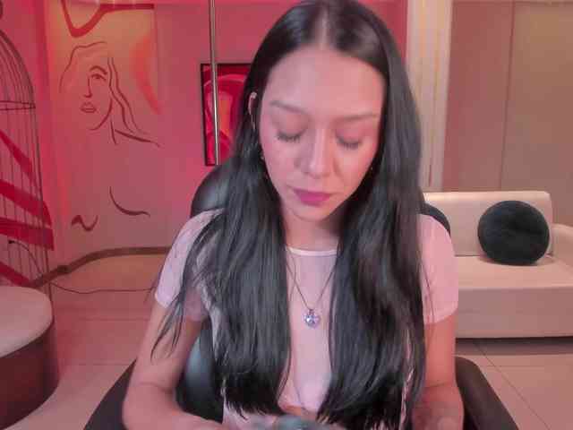 AmaliaCruss webcam