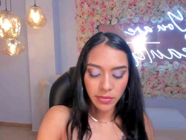 AmaliaCruss webcam