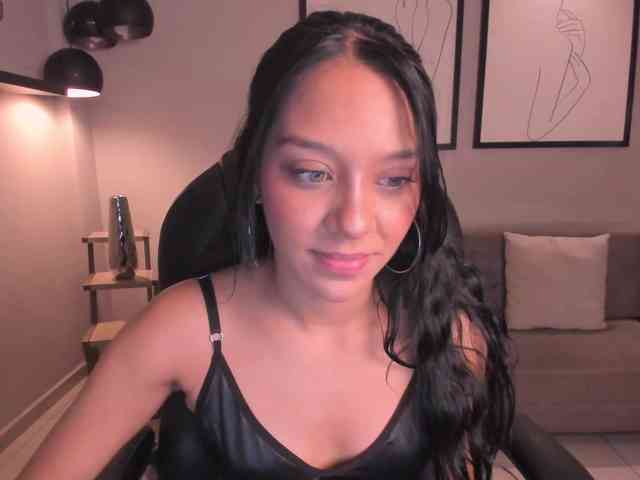 AmaliaCruss webcam