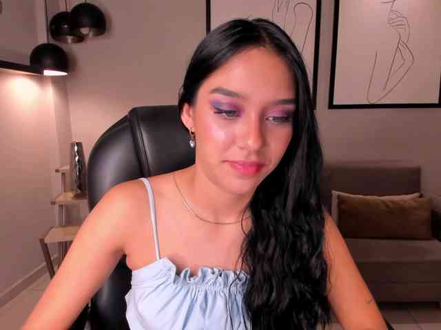 AmaliaCruss webcam