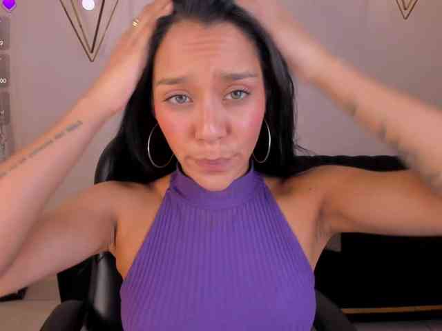 AmaliaCruss webcam