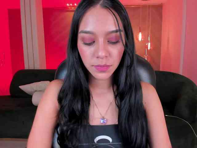 AmaliaCruss webcam