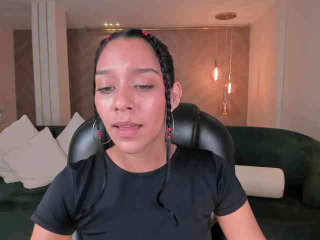 AmaliaCruss webcam