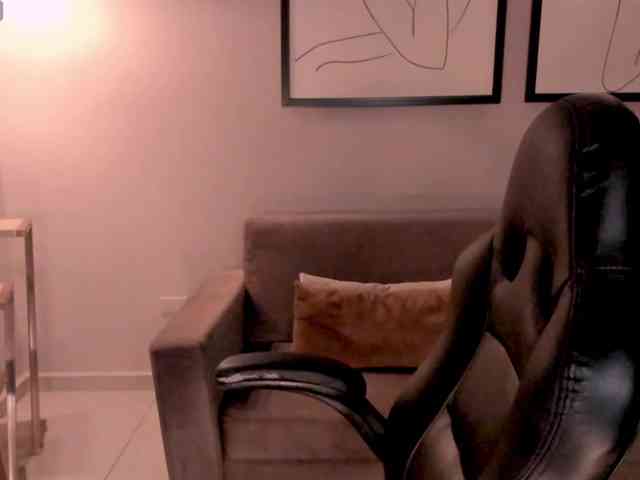 AmaliaCruss webcam
