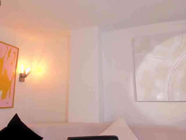 AmaliaCruss webcam