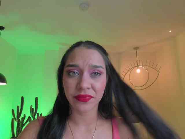 AmaliaCruss webcam
