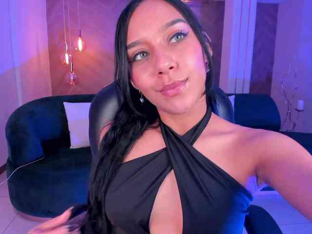 AmaliaCruss webcam