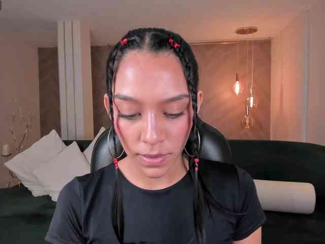 AmaliaCruss webcam