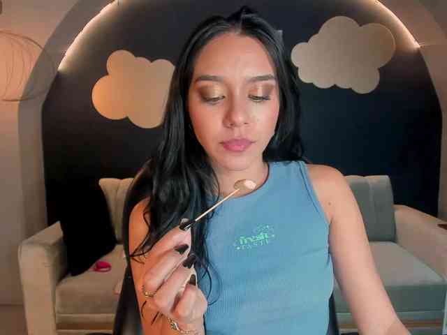 AmaliaCruss webcam