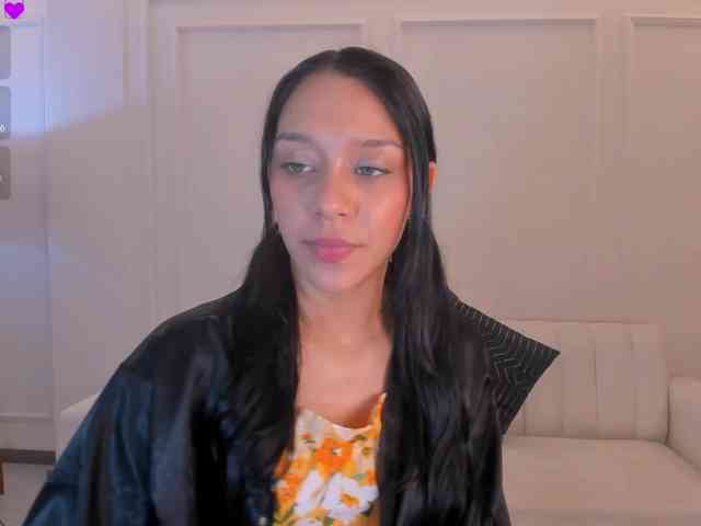 AmaliaCruss webcam