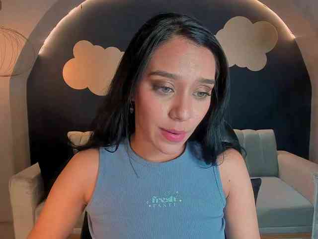 AmaliaCruss webcam