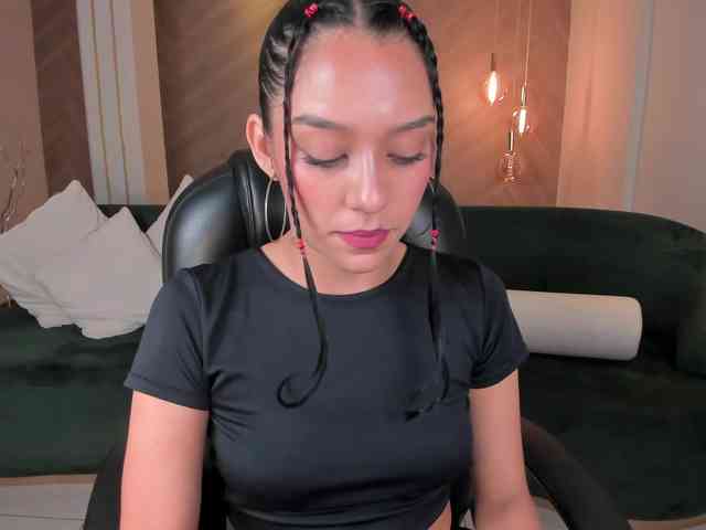 AmaliaCruss webcam