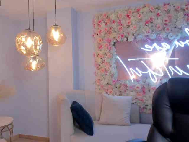 AmaliaCruss webcam