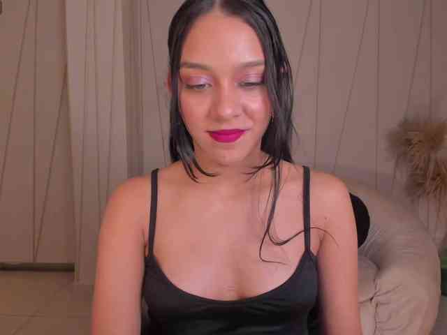 AmaliaCruss webcam