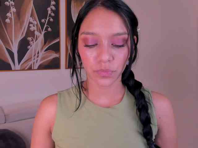 AmaliaCruss webcam