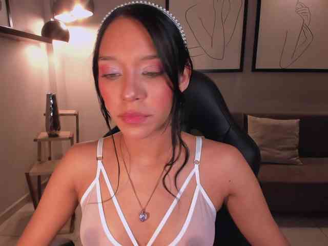 AmaliaCruss webcam