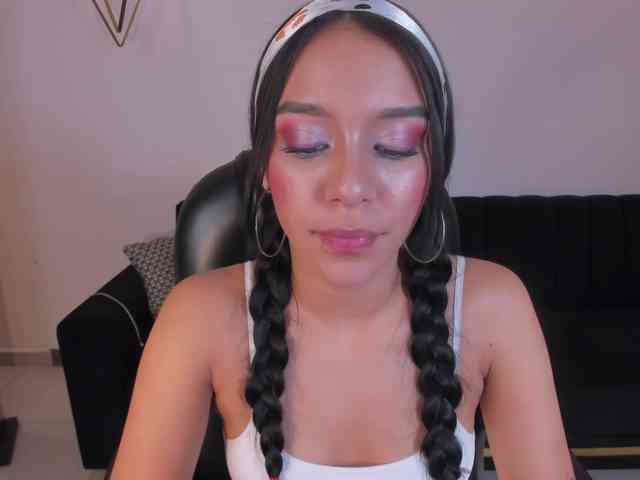 AmaliaCruss webcam