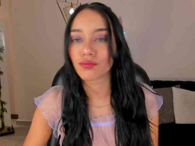 AmaliaCruss webcam