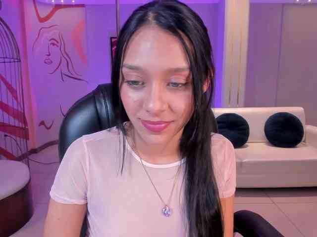 AmaliaCruss webcam