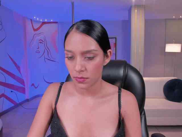 AmaliaCruss webcam