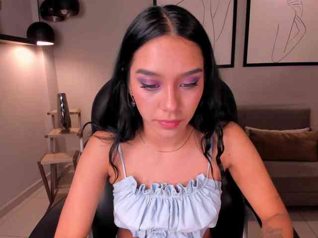 AmaliaCruss webcam