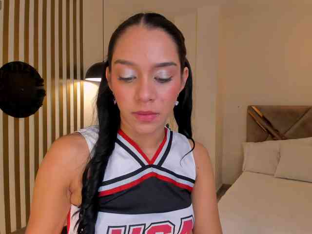 AmaliaCruss webcam