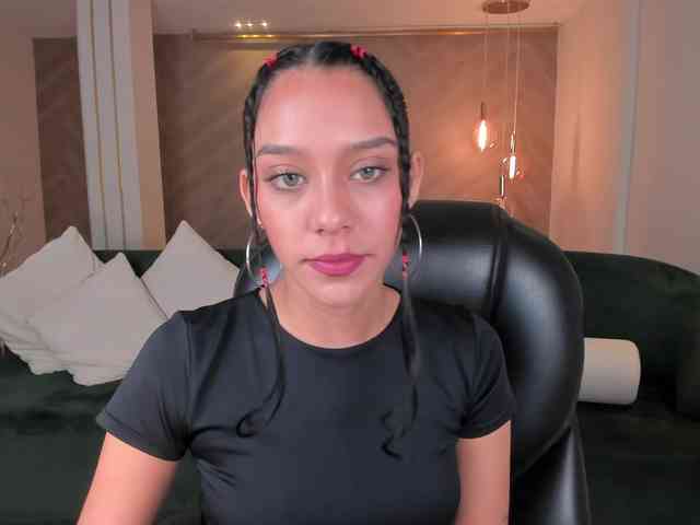 AmaliaCruss webcam